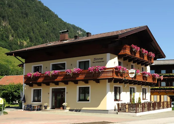 Dorfplatzl Bed and Breakfast 3*