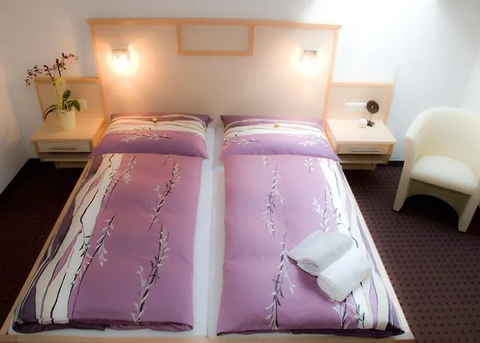 Bed and Breakfast Dorfplatzl 3*